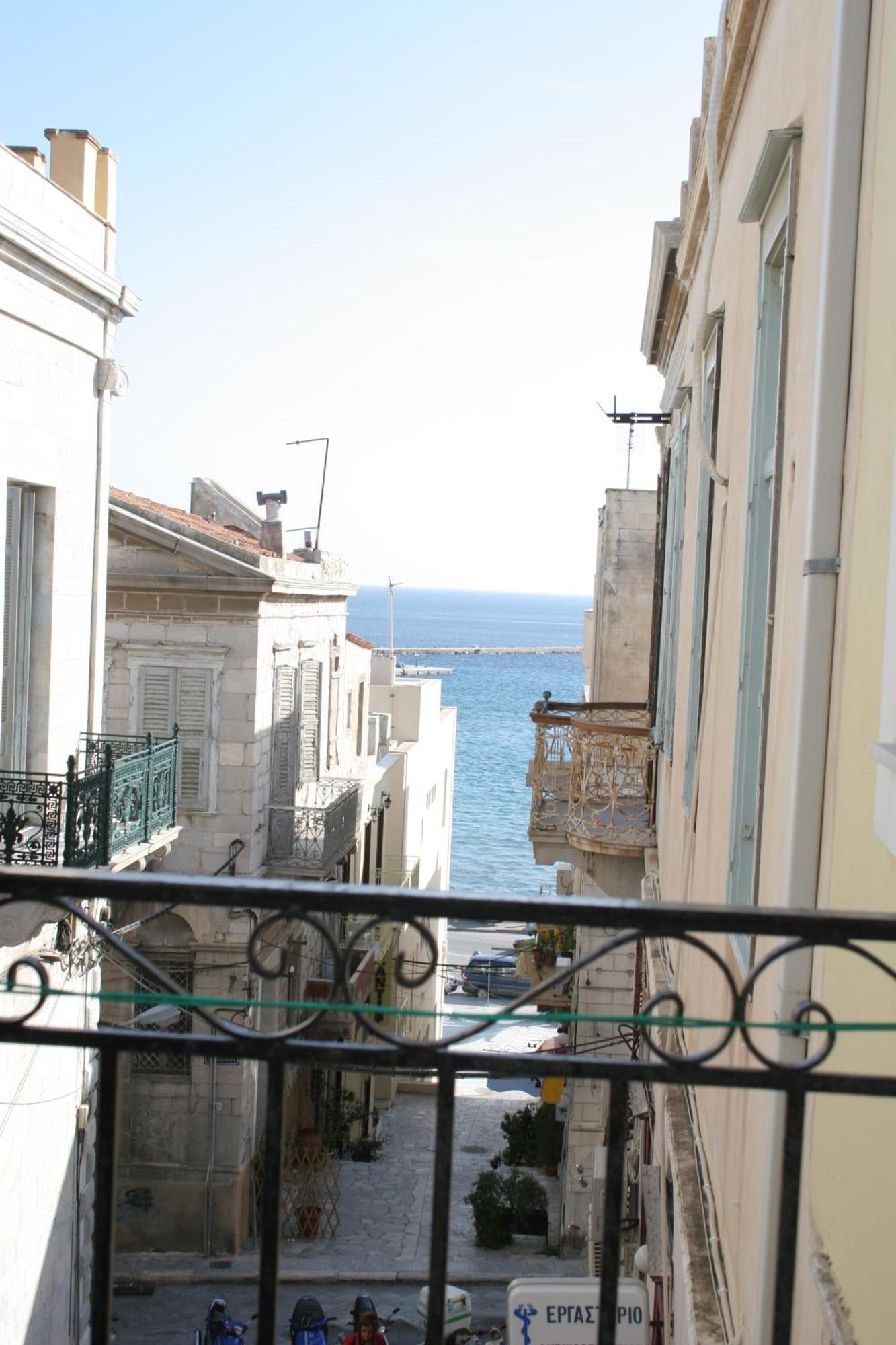 Αριάδνη Δωμάτια&Διαμερίσματα Ερμούπολη Εξωτερικό φωτογραφία
