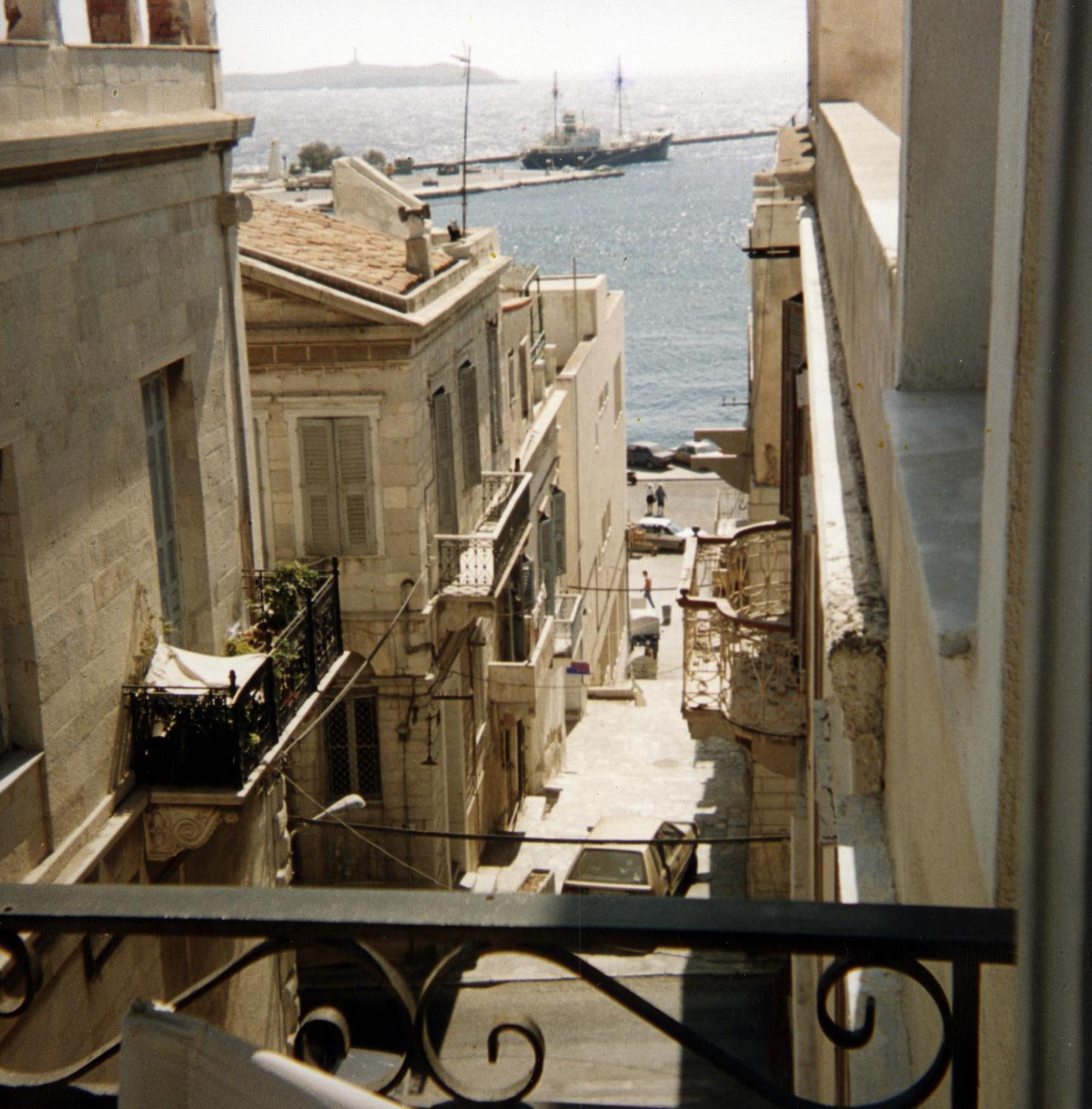 Αριάδνη Δωμάτια&Διαμερίσματα Ερμούπολη Εξωτερικό φωτογραφία